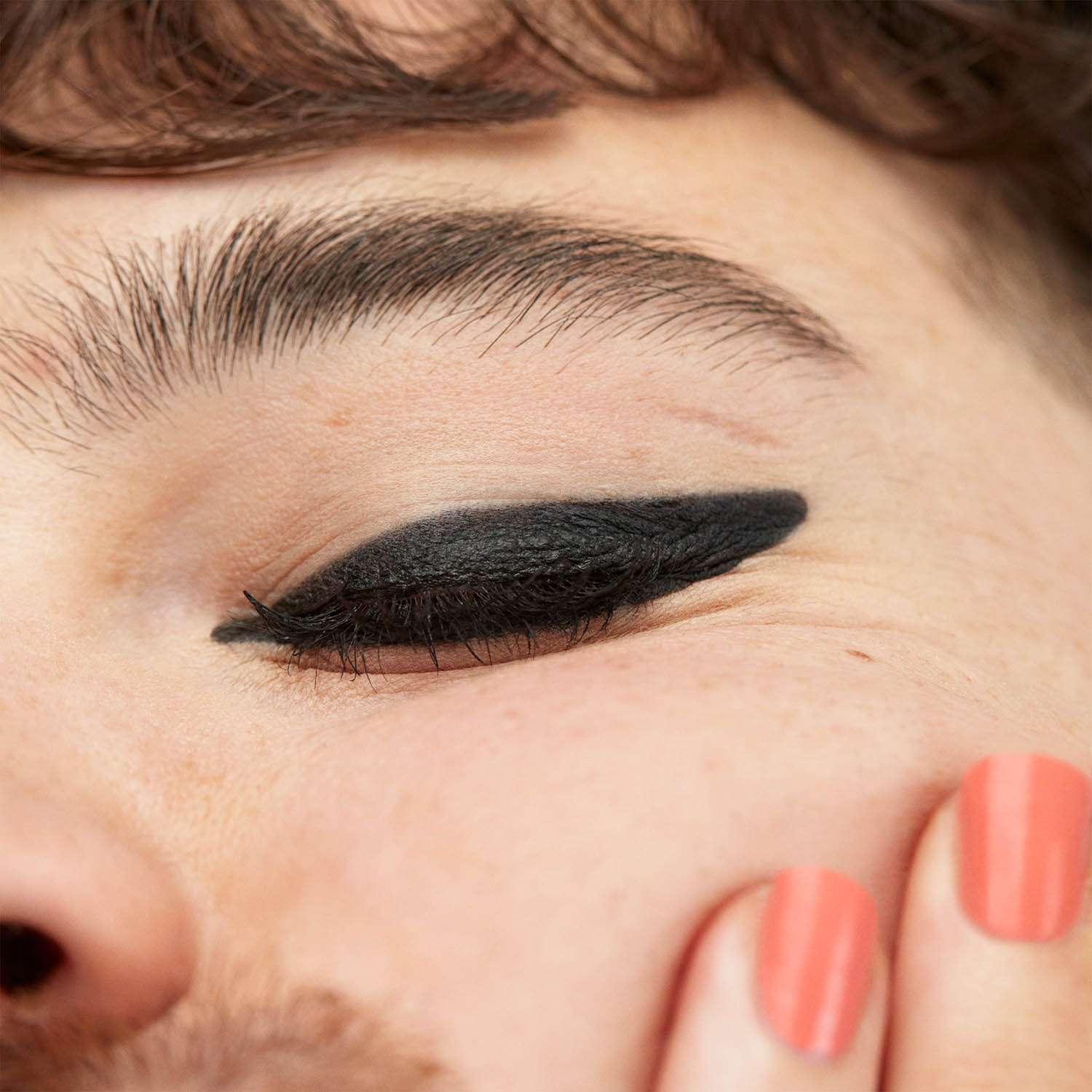 THE 24H EYE STICK (SOMBRA DE OJOS EN BARRA)
